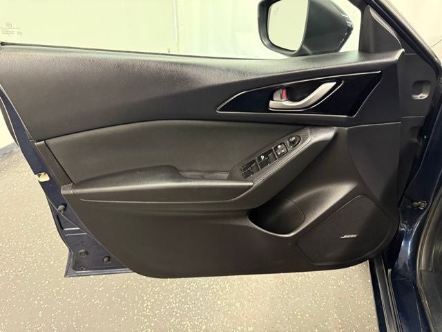 2015 Mazda Mazda3 i Touring