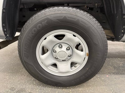 2023 Toyota Tacoma SR V6