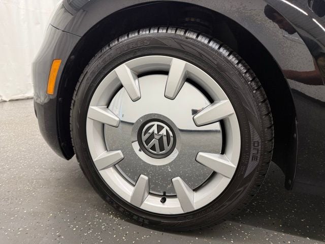 2019 Volkswagen Beetle 2.0T SE