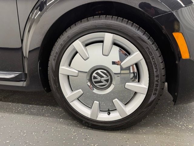 2019 Volkswagen Beetle 2.0T SE