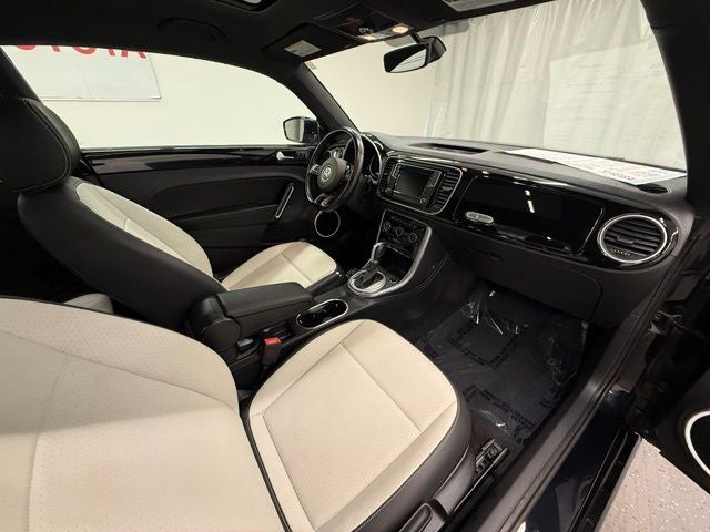 2019 Volkswagen Beetle 2.0T SE