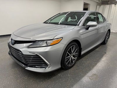 2021 Toyota Camry Hybrid XLE