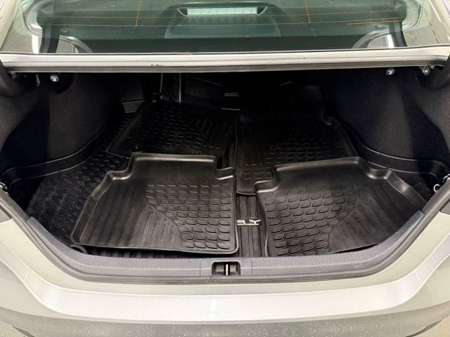 2021 Toyota Camry Hybrid XLE