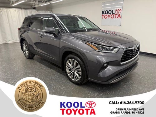 2022 Toyota Highlander Platinum