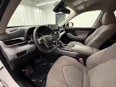 2023 Toyota Highlander L