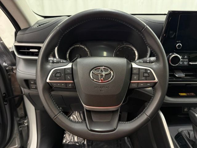 2025 Toyota Highlander XLE