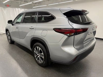 2025 Toyota Highlander XLE