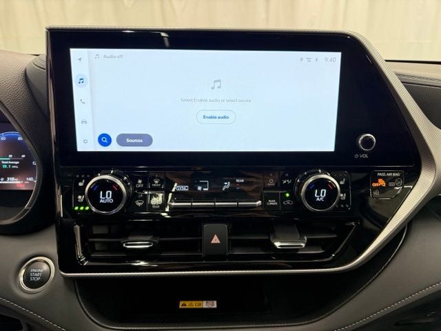 2025 Toyota Highlander Platinum