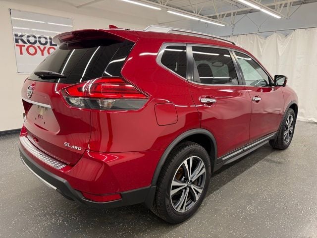 2017 Nissan Rogue SL