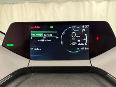 2025 Toyota Prius XLE