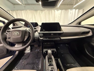 2025 Toyota Prius XLE