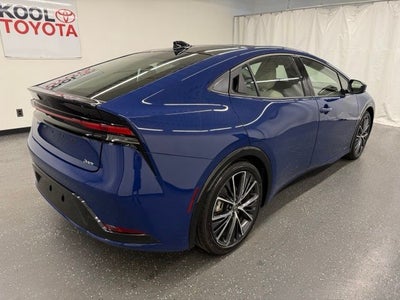 2025 Toyota Prius XLE