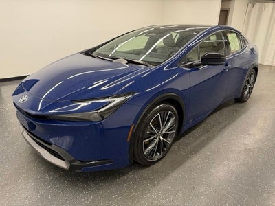 2025 Toyota Prius XLE