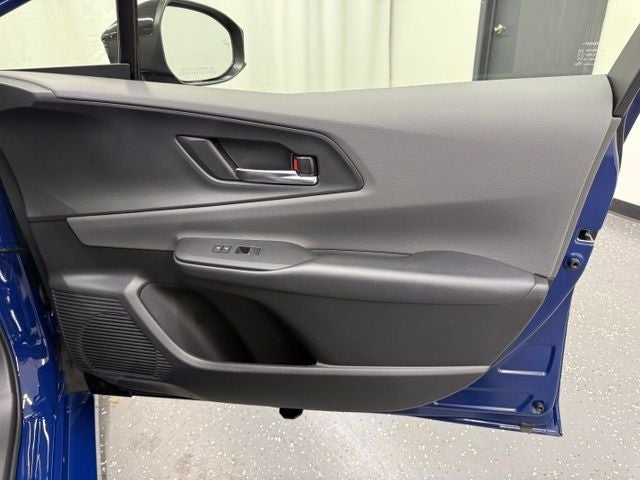 2025 Toyota Prius XLE
