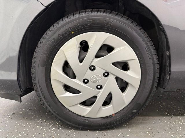 2016 Toyota Prius c Two