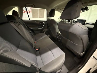 2020 Toyota RAV4 Hybrid LE