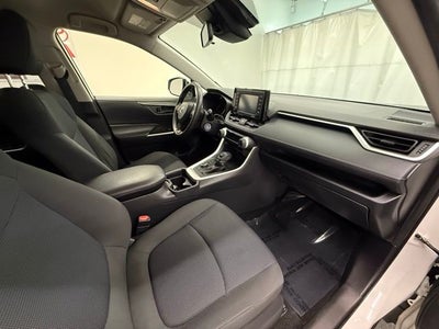 2020 Toyota RAV4 Hybrid LE