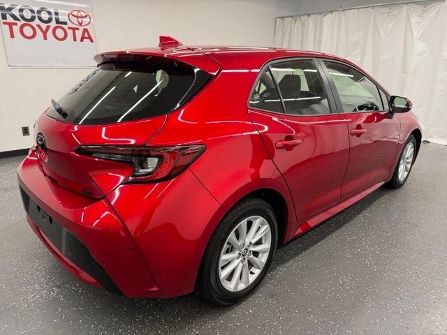 2025 Toyota Corolla Hatchback SE