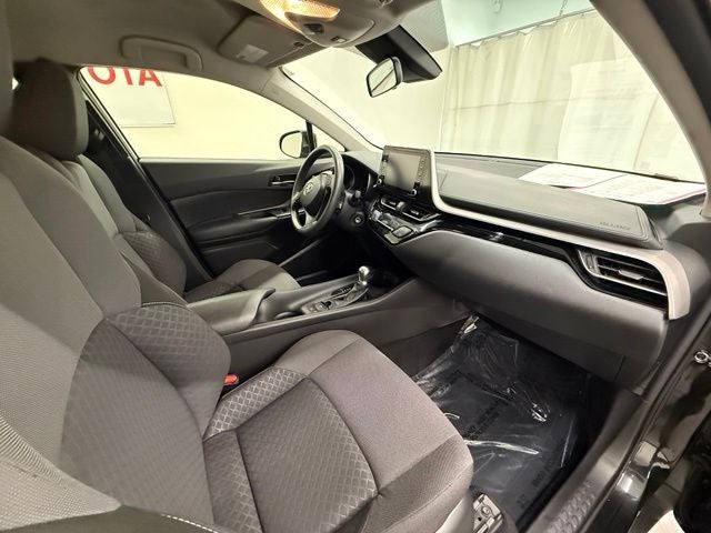 2021 Toyota C-HR LE